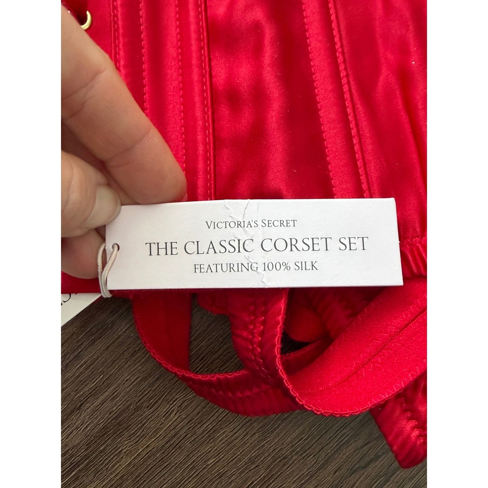 Victoria's Secret Classic Corset Top Red 100% Silk Lace Up XS NWT 11239121 Retro - Picture 4 of 6